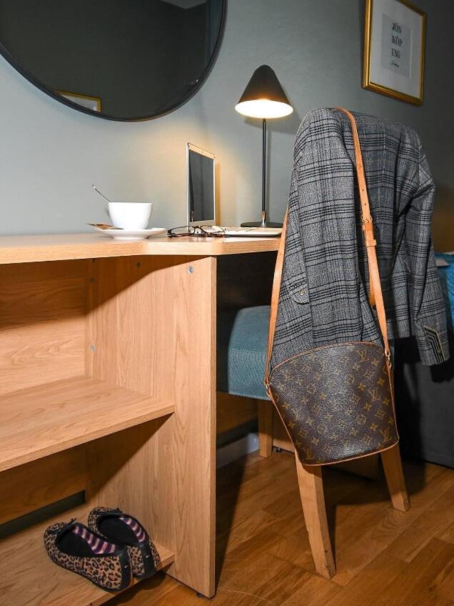 Hasse Pa Sjoekanten Hotell & Restaurang 延雪平 外观 照片